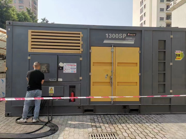 京口500KW发电机组冬季应该配多大的启动电瓶？